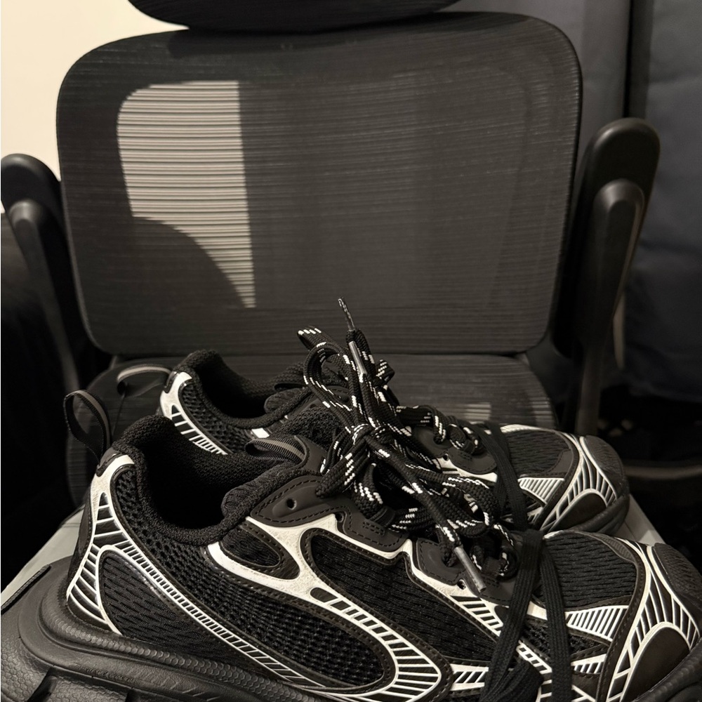 Balenciaga 3xl Men’s Black and White